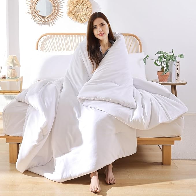 ROSGONIA Oversized Queen Comforter White, 3pcs (1 Comforter & 2 Pillowcases) Lightweight Oversized Queen Comforter Sets Bedding Blanket Quilts