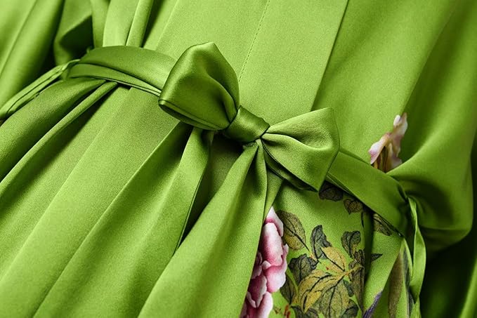 Women's Silk Kimono Robe Long Bathrobe Nightgown 100% Mulberry Silk for Women - Classic Floral Pattern