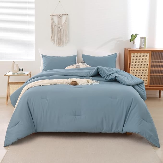 ROSGONIA Dusty Blue Comforter Set Queen, 3pcs(1 Boho Blue Comforter & 2 Pillowcases) All Season Soft Bedding Lightweight Bedspread Blanket Quilt