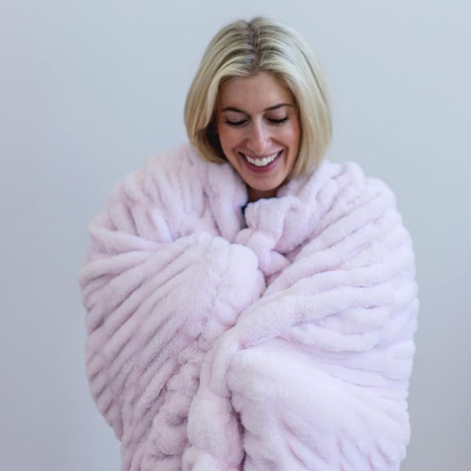 Minky Designs Blossom Pink Minky Blanket – Ultra Soft Faux Fur Throw Blanket for Couch, Bed & Home – Fluffy, Warm & Luxurious – Chic Collection (X-Large, 60x84)
