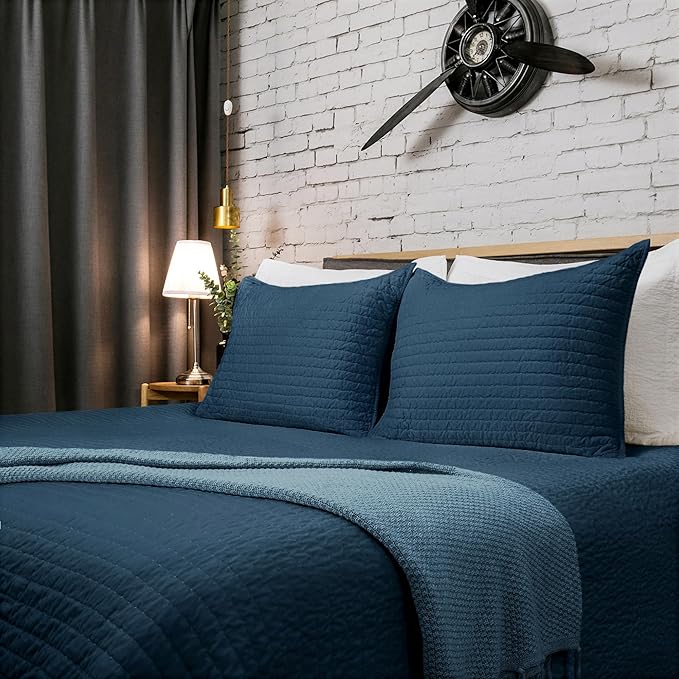 ELEGANT LIFE HOME Velvet Quilt Twin Reversible Royal Cotton Velvet Pic-Stitch Bedding Quilt - Twin - 68'' x 90'', Navy
