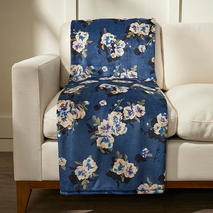 Vera Bradley Women's Disney Fleece Plush Throw Blanket