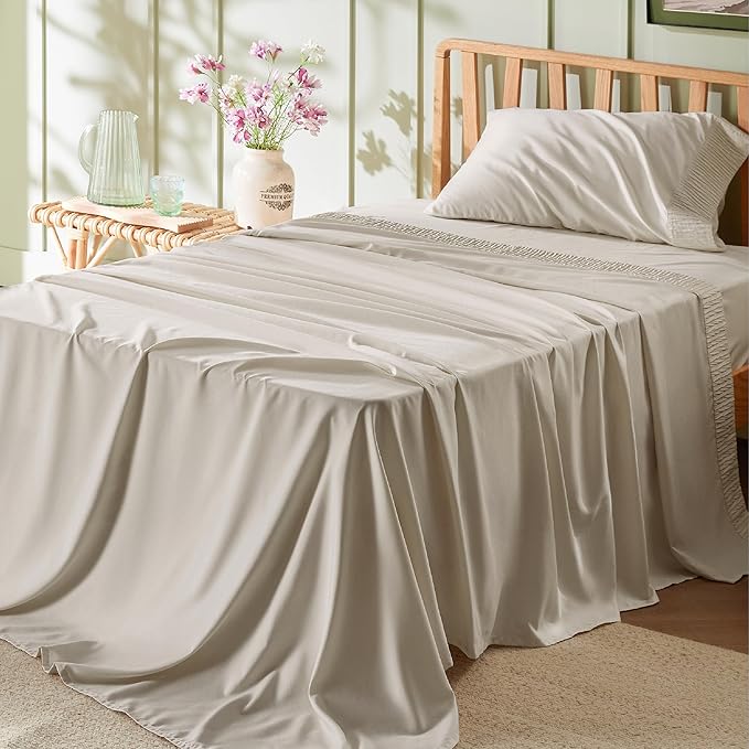 Bedsure Twin Sheets Set - 3 Pieces Soft Twin Bed Sheets - Breathable & Cooling - Hotel Luxury - Easy Care Polyester Microfiber Bedding for Women, Men, Linen