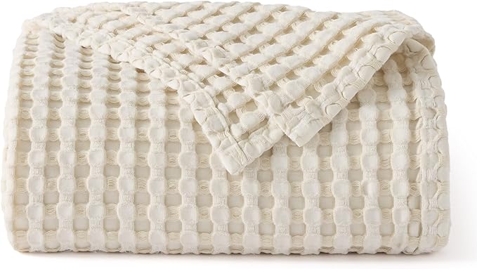 Bedsure Cooling Cotton Waffle Twin XL Blanket - Lightweight Breathable Blanket of Rayon Derived from Bamboo for Hot Sleepers, Light Beige, 66x90 Inches