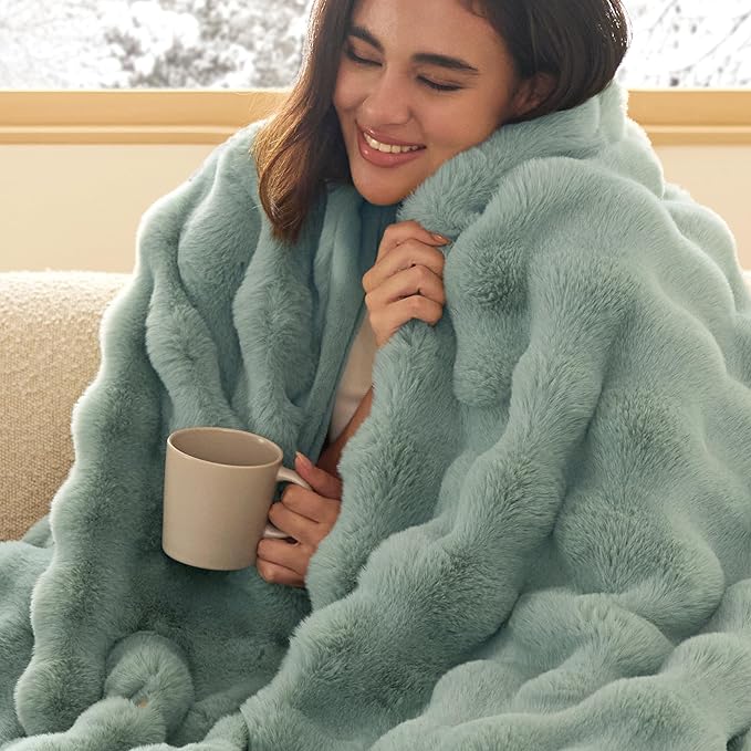 Bedsure GentleSoft Fluffy Faux Fur Blanket Twin Size, Fuzzy Soft Bubble Blanket for Couch, Faux Fur Decor for Home Living Room, Thick Furry Cozy Gifts for Women, Sage Green, 60x80 Inch