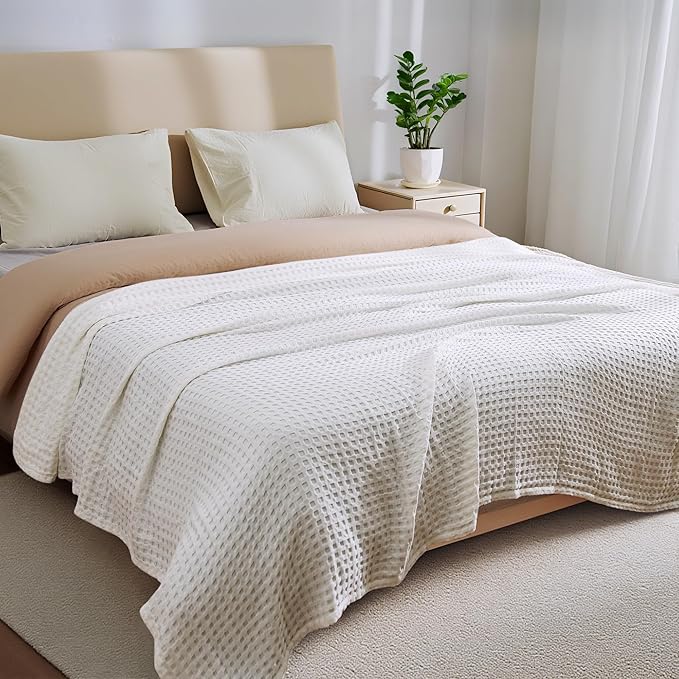Aganear Waffle Blanket - Lightweight Breathable Summer Blanket of 50% Cotton and 50% Rayon Derived from Bamboo for Hot Sleepers Luxury Throws for Bed, Couch and Sofa,White,104x90 Inches