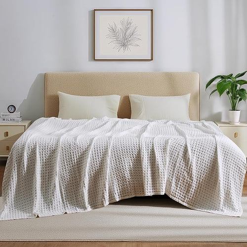 Aganear Waffle Blanket - Lightweight Breathable Summer Blanket of 50% Cotton and 50% Rayon Derived from Bamboo for Hot Sleepers Luxury Throws for Bed, Couch and Sofa,White,50x70 Inches