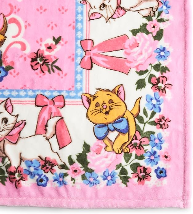 Vera Bradley Women's Disney Fleece Plush Throw Blanket