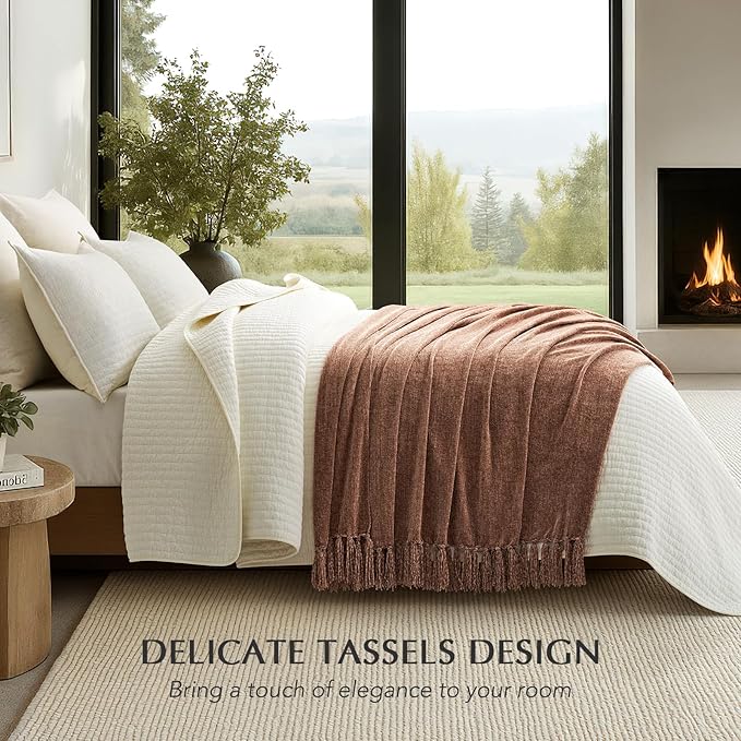 EVERGRACE Soft Chenille Throw Blanket for Couch, Cozy Plush Fuzzy Decorative Chenille Knit Throw Blanket with Tassels, Lightweight Blanket and Throws for Bed Sofa Gift Home Decor, Clay 50"x60"