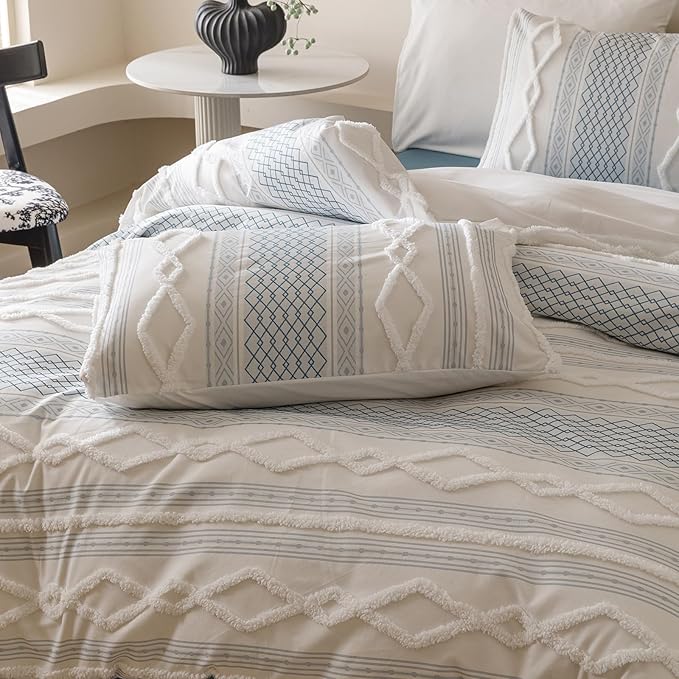Cottonight White Blue Boho Comforter Set Queen Farmhouse Tufted Bedding Set Soft Bohemain Shabby Chic Blanket Quilts Embroidery Rustic Luxury Soft 3PCS Bed Set for Women Men