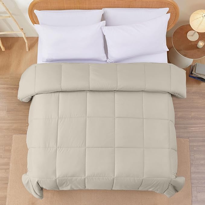 Modern Threads Down Alternative Reversible Comforter Beige/Light Blue King