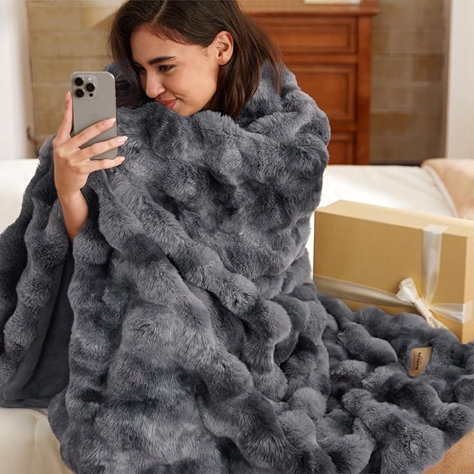 Bedsure GentleSoft Fluffy Faux Fur Throw Blanket, Fuzzy Soft Bubble Blanket for Couch, Faux Fur Decor for Home Bedroom Living Room, Thick Furry Cozy Gifts for Women, Tie-dye Grey, 50x60 Inch