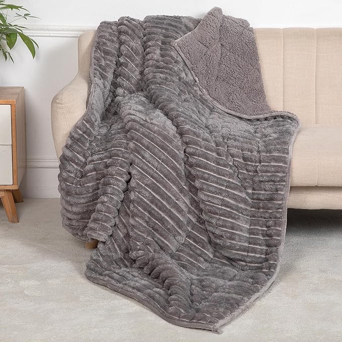 Sherpa Fleece Weighted Blanket with 3D Ribbed Stripes, 15 lbs Soft Flannel Heavy Throw Blanket for Couch Full Size Bed, Heavy Thick Blankets with Ceramic Beads, Great for Deep Sleep, 60" x 80"