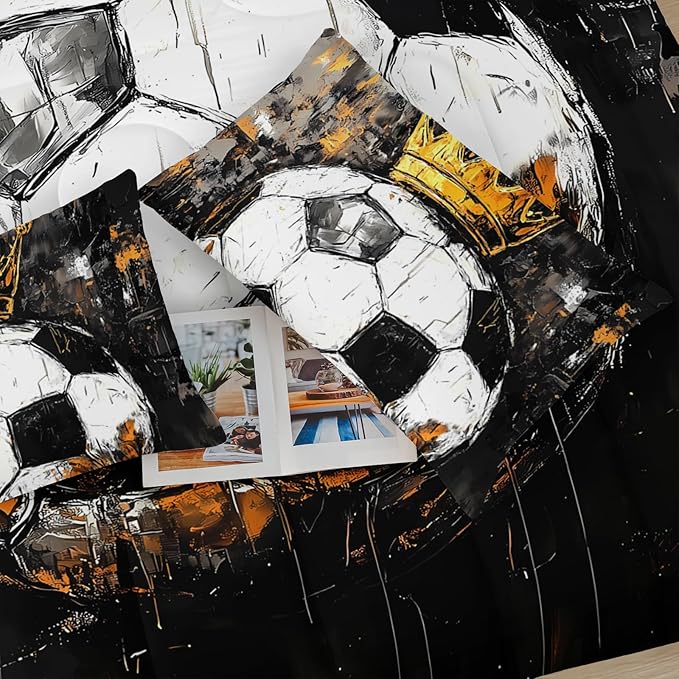 Soccer Ball Comforter Set Full for Boy，Sport Theme Full Bedding Sets for Boys，with 1 Comforter with 2 Pillow Case，Soccer Themed Bedroom Decor for Boys