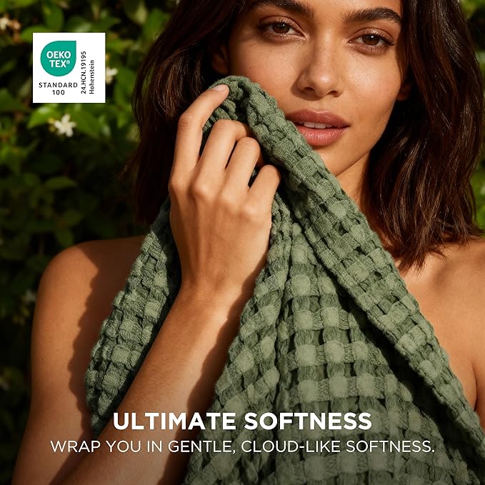 Bedsure Cooling Cotton Waffle King Size Blanket - Lightweight Breathable Blanket of Rayon Derived from Bamboo for Hot Sleepers, Luxury Throws for Bed, Couch and Sofa, Green, 104x90 Inches