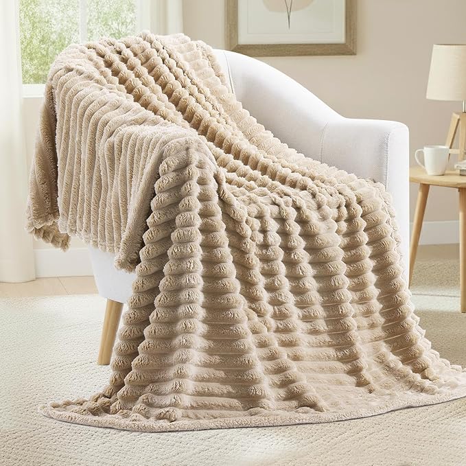 decorUhome Christmas Soft Fleece Light Brown Throw Blanket for Couch, Cozy Fluffy Plush Flannel Striped Blanket for Sofa Bed, Lightweight Decorative Ribbed Fuzzy Blanket for Woman, 50x60 Inches