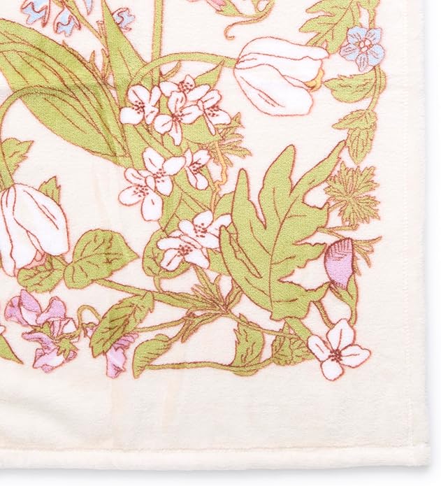 Vera Bradley Women's Disney Fleece Plush Throw Blanket