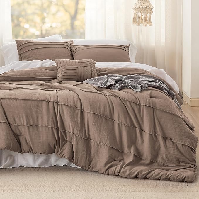 Bedsure Queen Comforter Set - 4 Pieces Pinch Pleat Bed Set, Brown Boho Bedding for All Season, 1 Soft Comforter, 2 Pillowcases, 1 Decorative Pillow