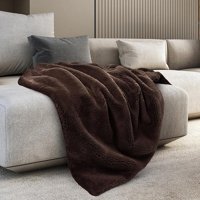 Mon Chateau 60" x 70" Embrace Foldover Faux Fur Throw, Plush Throw with 6cm Foldover for Couch, Sofa, or Bed, Ultra Soft Blanket for Sleeping or Home Decor, Chestnut