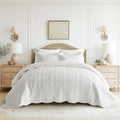EVERGRACE 100% Cotton Scallop Quilt Set, Queen Size 3 Piece Set – Lightweight Bedspread with 2 Shams, Soft Prewashed Matelasse Coverlet for Cozy and Elegant Bedding, Bright White