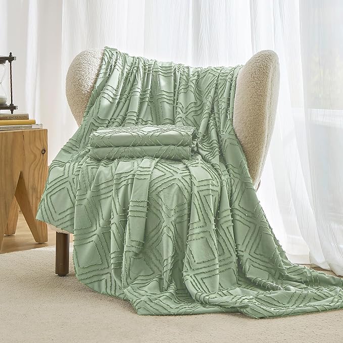 JELLYMONI Duvet Cover Queen Size Light Green - 3PCS Boho Duvet Cover Set Plaid Polyester Tufted Bohemian Jacquard Knit Textured Comforter Cover 90×90in Rhombic Geometric Pattern Zipper Corner Tie