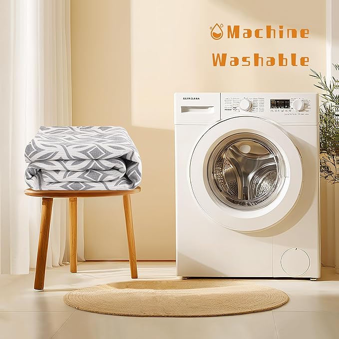 NTBAY 3 Layers Cotton Muslin 106x92 King Bed Blanket, Super Soft Breathable Thermal Yarn Dyed Quilt for Adults, Perfect Lightweight Blanket for Couch Sofa Bed All Seasons, Grey Twisted Line