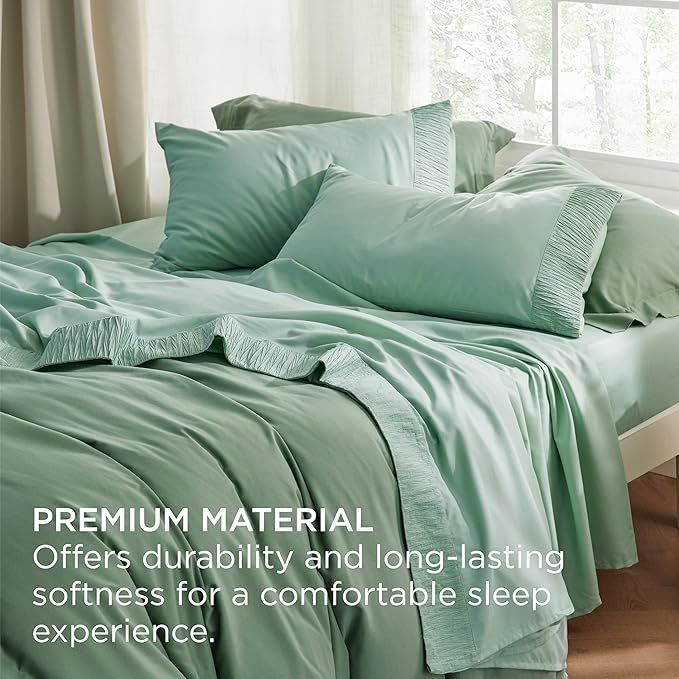 Bedsure California King Sheet Sets - 4 Pieces Soft Cal King Sheets - Breathable & Cooling - Hotel Luxury - Easy Care Polyester Microfiber Bedding for Women, Men, Mint Green