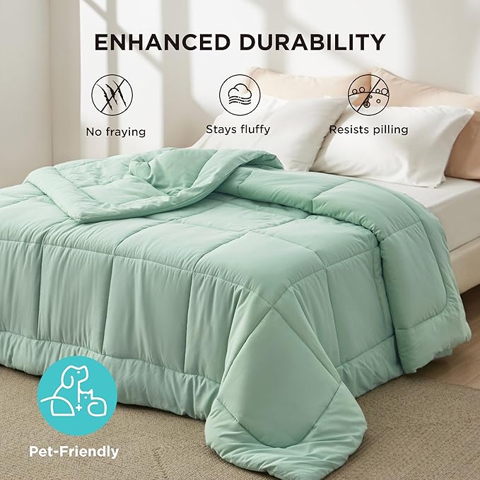 Bedsure Comforter Duvet Insert - Quilted Comforters Cal King Size, All Season Duvet, GentleSoft Down Alternative Bedding, with 8 Tabs, Gifts for Women/Men, Sage Green, California King 96 X 102 Inches