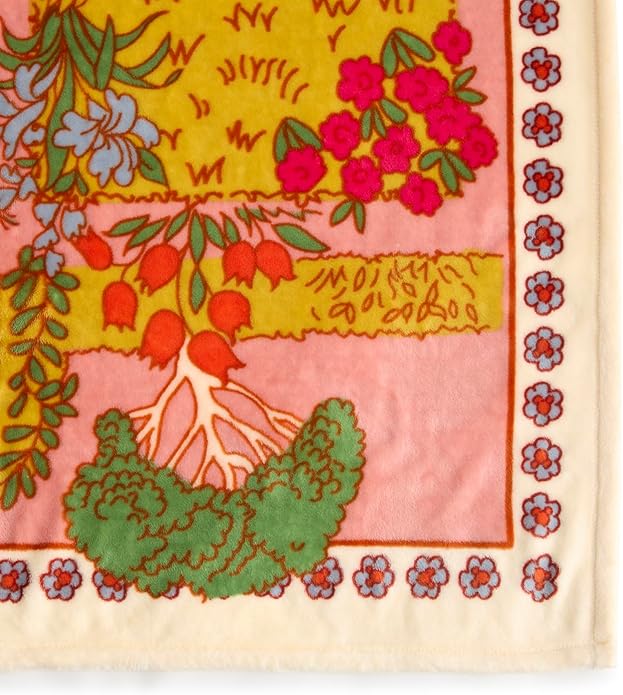 Vera Bradley Women's Disney Fleece Plush Throw Blanket