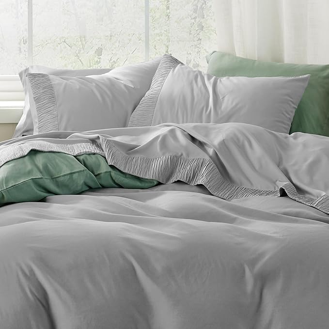 Bedsure King Size Sheets Set - 4 Pieces Soft King Sheets - Breathable & Cooling - Hotel Luxury - Easy Care Polyester Microfiber Bedding for Women, Men, Grey