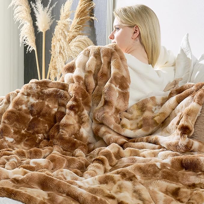 Cozy Bliss Faux Fur Throw Blanket for Couch, Fuzzy Soft Plush Thick Striped Blanket for Sofa Bedroom Living Room, 60 * 80 Inches Tie-dye Brown