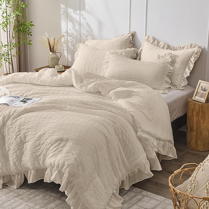 JOLLYVOGUE Beige Queen Comforter Set, 3 Pieces Seersucker Comforters Queen Size, Lightweight & Fluffy Bedding Sets Queen for All Season with 1 Ruffle Comforter and 2 Ruffle Pillowshams
