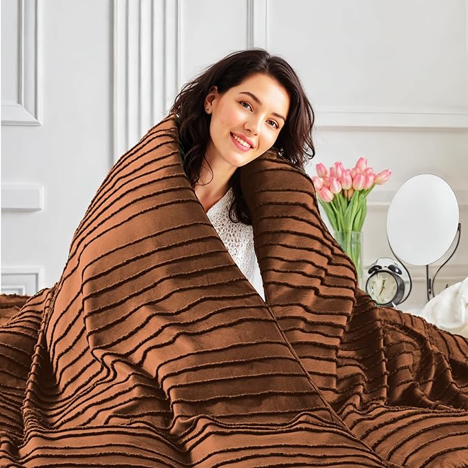 NEXHOME PRO Twin Duvet Cover, Brunt Orange 2 Pieces Boho Tufted Twin Size Duvet Cover Set, Soft and Lightweight Microfiber Comforter Cover Set for All Season (Brunt Orange, 66 x 90)-No Comforter