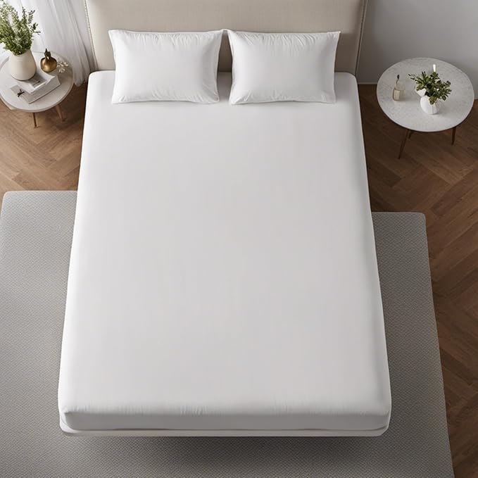 Miracle Made Mattress Protector – Silver-Infused Cotton Fabric – Water-Resistant, Thermoregulating Cover for Sensitive Skin – Compatible with 3-Temperature Zone Comforter, Queen, White