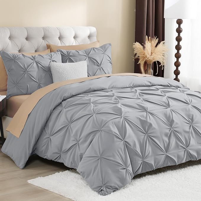 Litanika Silver Grey King Pinch Pleat Duvet Cover, 3 Pieces Pintuck Cover Soft Microfiber Bedding Set with Zipper Closure & Corner Ties(104x90Inch-1 Duvet Cover, 2 Pillowcases)