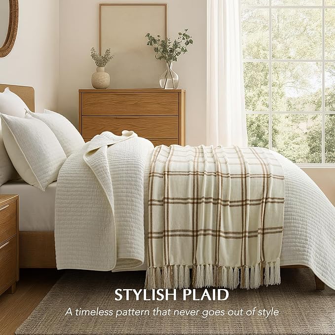 EVERGRACE Plaid Chenille Throw Blanket for Couch, Super Soft Cozy Decorative Windowpane Grid Plaid Throw with Tassels, Lightweight Chenille Knit Throw for Bed Sofa Gift, Cream & Beige 50"x60"