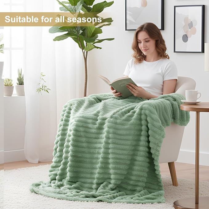 decorUhome Christmas Soft Fleece Sage Green Blanket King Size for Bed, Cozy Fluffy Plush Flannel Large Striped Throws for Couch Sofa, Lightweight Decorative Fuzzy Blanket for Woman, 108x90 Inches