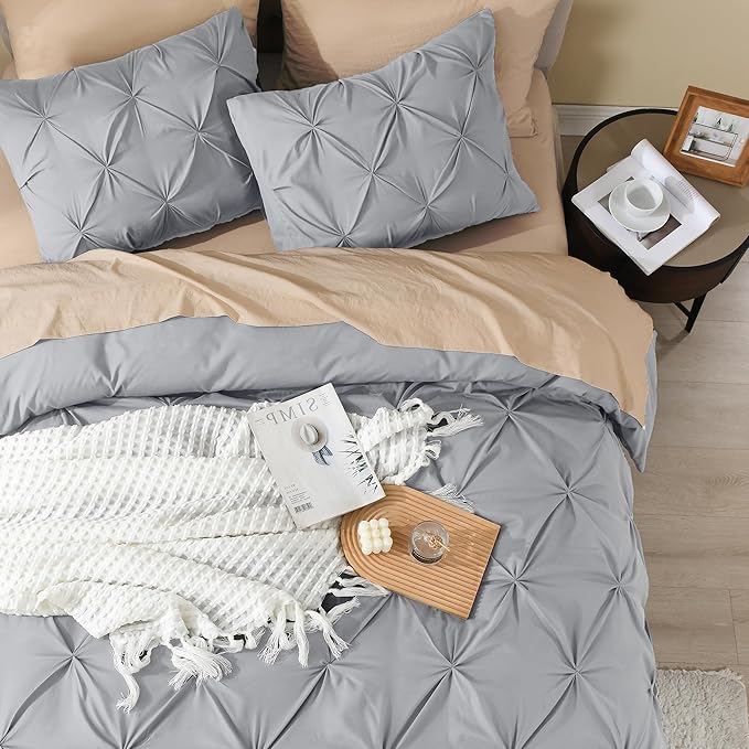 Litanika Silver Grey King Pinch Pleat Duvet Cover, 3 Pieces Pintuck Cover Soft Microfiber Bedding Set with Zipper Closure & Corner Ties(104x90Inch-1 Duvet Cover, 2 Pillowcases)