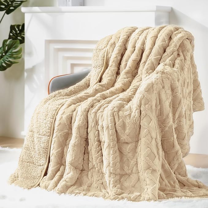 Super Fuzzy Soft Sherpa Fleece Weighted Blanket, 20 lbs Dual Sided Fluffy Heavy Weighted Blankets for Adults - No Bunching with Double Layers of Soft Inner Lining (60"x 80", 20 Pounds)