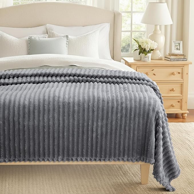 decorUhome Christmas Soft Fleece Grey Blanket King Size for Bed, Cozy Fluffy Plush Flannel Large Striped Throws for Couch Sofa, Lightweight Decorative Fuzzy Blanket for Woman, 108x90 Inches