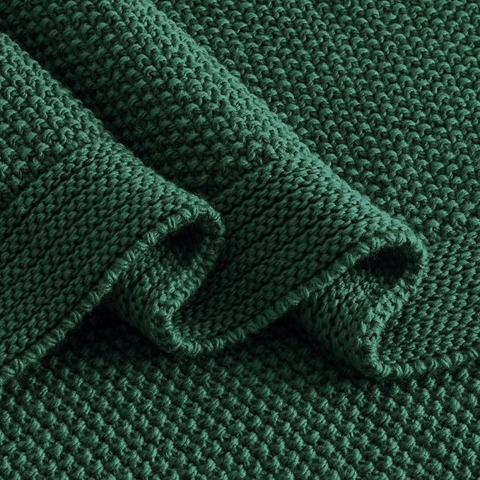 CozeCube Christmas Green Throw Blanket for Couch, Soft Cozy Cable Knit Throw for Bed Sofa Living Room, Lightweight Warm Decorative Farmhouse Christmas Blanket, 50"x60", Emerald Green
