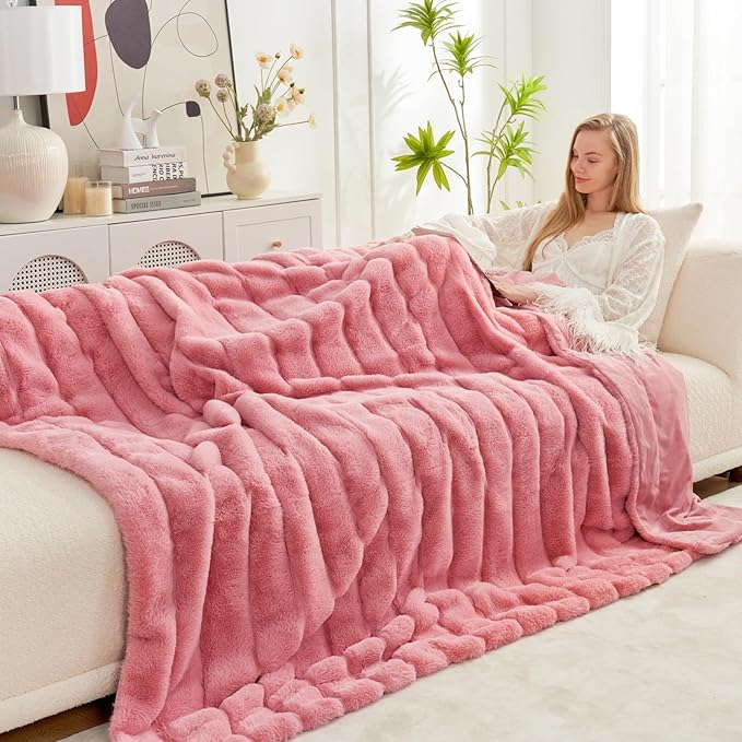 Cozy Bliss Faux Fur Throw Blanket for Couch, Cozy Warm Plush Striped Blanket for Sofa Bedroom Living Room, 90 * 90 Inches Pink
