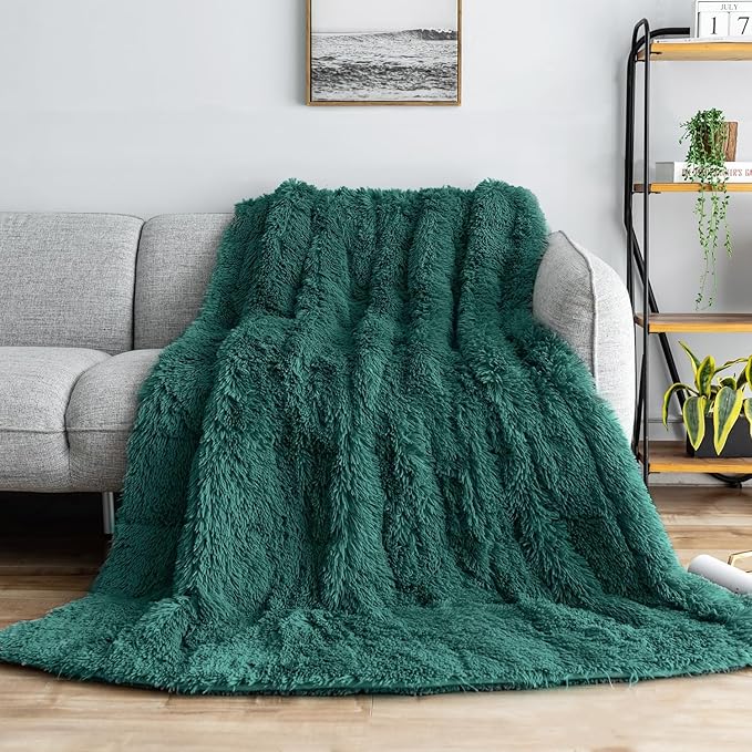 Uttermara Faux Fur Weighted Blanket Twin Size 15 Pounds, 48" x 72" Sherpa Heavy Blanket Throw for Couch Sofa Bed, Super Plush Fleece & Warm Cozy Sherpa Reverse for Calming and Relax, Forest Green