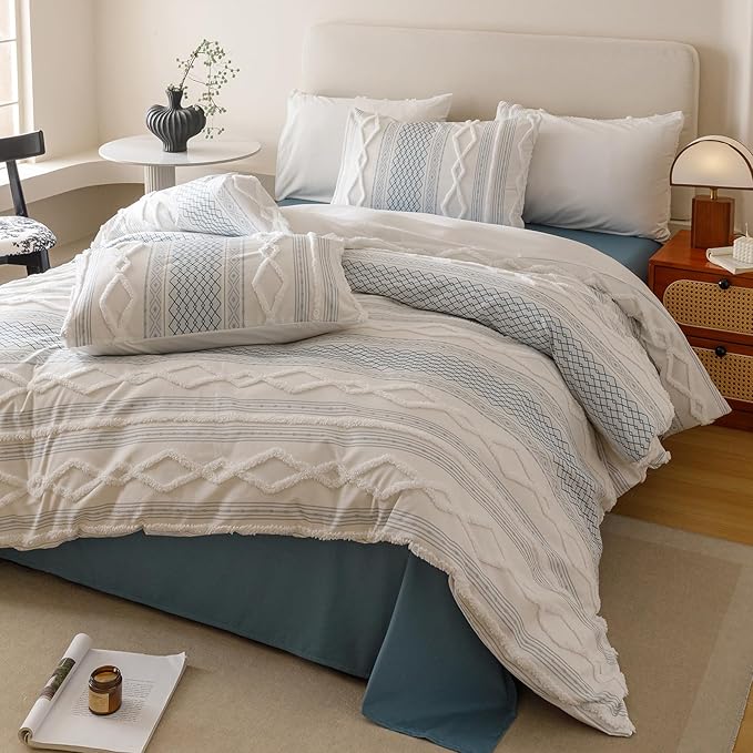 Cottonight White Blue Boho Comforter Set Queen Farmhouse Tufted Bedding Set Soft Bohemain Shabby Chic Blanket Quilts Embroidery Rustic Luxury Soft 3PCS Bed Set for Women Men