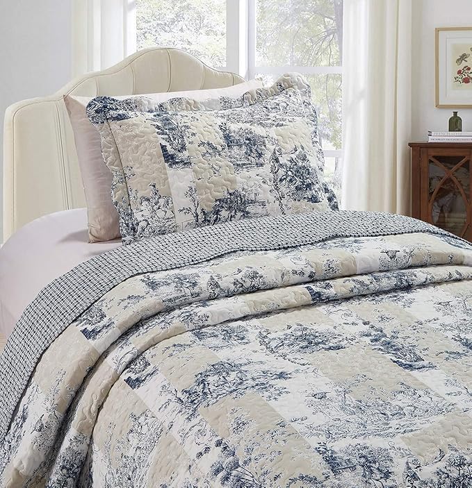Brilliant Sunshine Blue Toile in Beige and Ivory Patches, 2-Piece Quilt Set with 1 Sham, Reversible Bedspread, Soft Lightweight Coverlet, All-Season, Twin, Blue