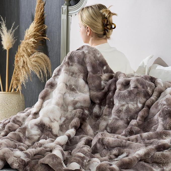 Cozy Bliss Faux Fur Throw Blanket for Couch, Fuzzy Soft Plush Thick Striped Blanket for Sofa Bedroom Living Room, 50 * 60 Inches Tie-dye Grey
