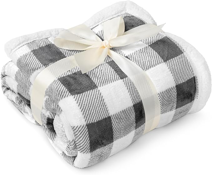 PAVILIA Light Grey Buffalo Plaid Sherpa Throw Blanket for Couch, Plush Light Gray Checkered Fleece Blanket and Throws, Soft Fuzzy Flannel Blanket for Sofa Bed, Warm Cozy Winter Blanket Gift, 50x60