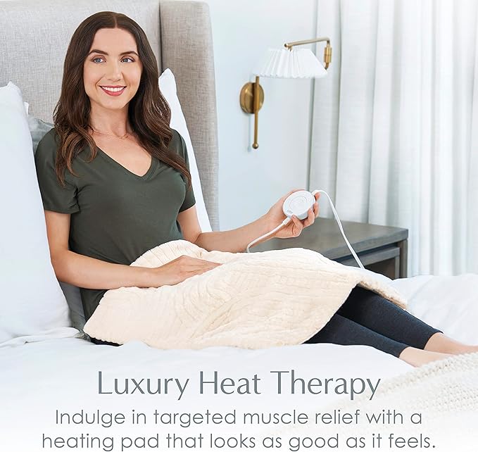 Pure Enrichment PureRadiance Ultra-Wide Luxury Heating Pad for Cramps & Back Pain Relief, Patented Design, Soft Faux Fur & Micromink, 6 Heat Settings, Machine Washable, Large, 20”x24” (Golden Sands)