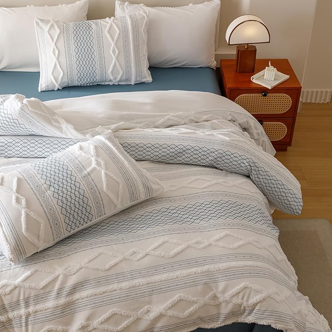Cottonight White Blue Boho Comforter Set Queen Farmhouse Tufted Bedding Set Soft Bohemain Shabby Chic Blanket Quilts Embroidery Rustic Luxury Soft 3PCS Bed Set for Women Men