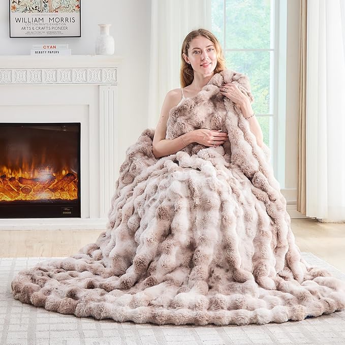 Fluffy Faux Rabbit Fur Throw Blanket - Soft Plush Luxury Bubble Blanket for Couch, Bed (King Size 108''x90'', Tie-Dyed Beige)